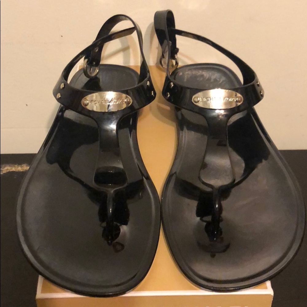 Black thong sandals